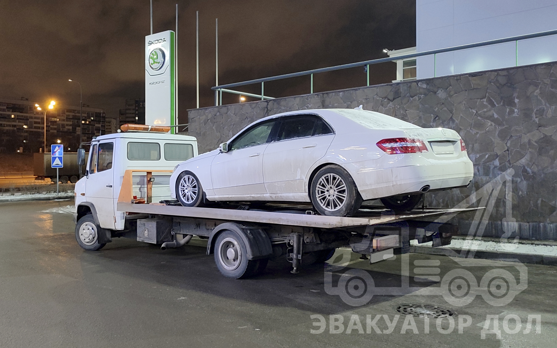 Перевозка Mercedes-Benz E-класса с неисправной пневмоподвеской - Эвакуатор  ДОЛ